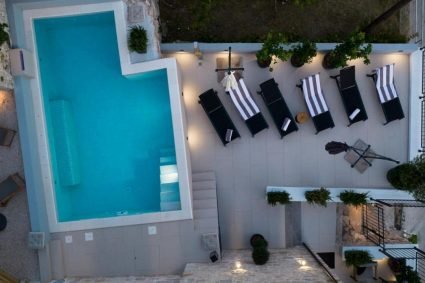 Aerial view of pool of villa Bella Vista